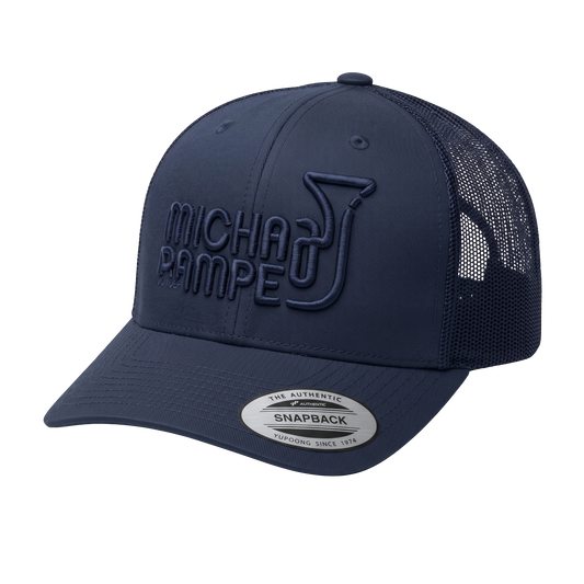 Micha von der Rampe Cap Navy – schräg von rechts
