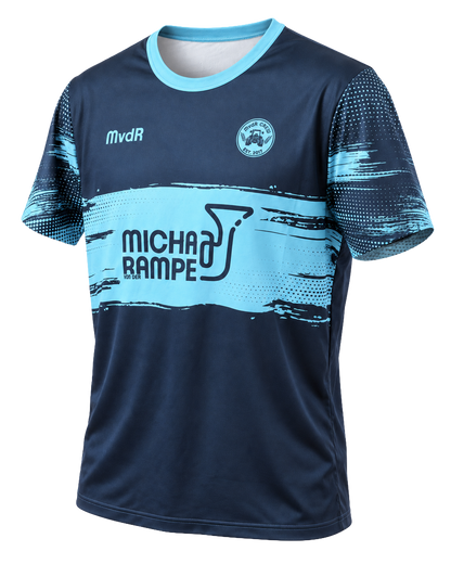 MvdR Trikot Dorfkind International – Vorderseite schräg